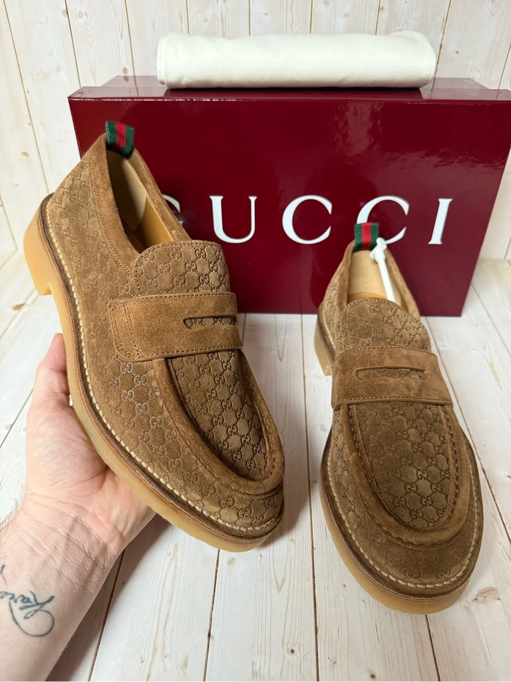 Gucci Luxury Suede Microguccissima Loafers Nocciola Brown Sz 8.5G / 9US